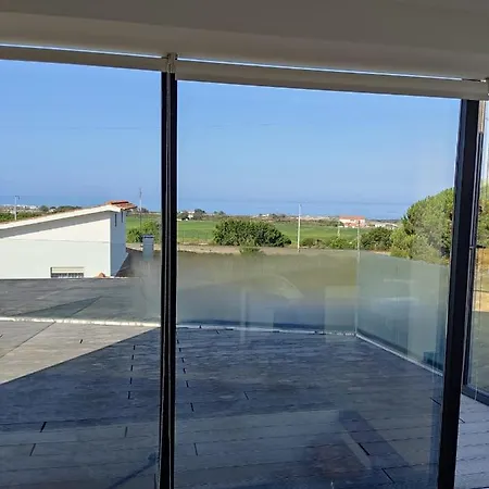 Hibiscus Villa *